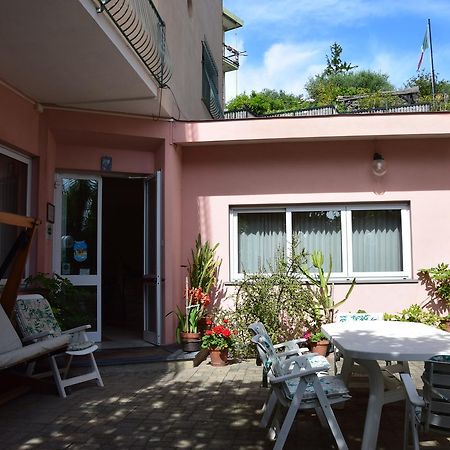 Hotel Pozzuolo Celle Ligure Exterior photo